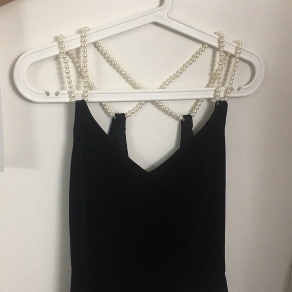 【SOLD】Velvet faux pearl chain bodysuit - Picture 1 of 4
